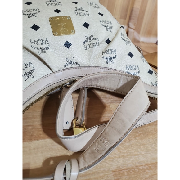 MCM Monogram Visetos Zip Hobo Beige Coated Canvas Shoulder/Crossbody Bag - Picture 11 of 13
